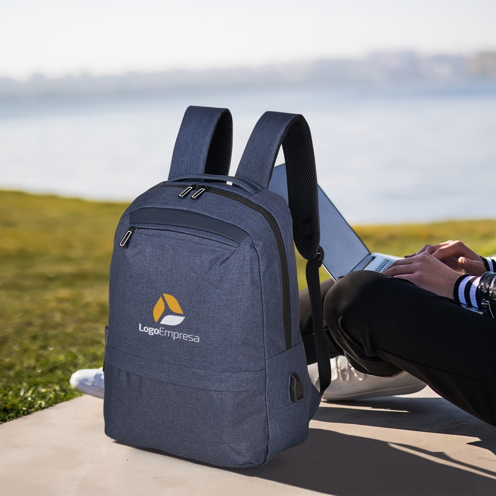 MOCHILA DE NYLON USB 21L - 4Unik