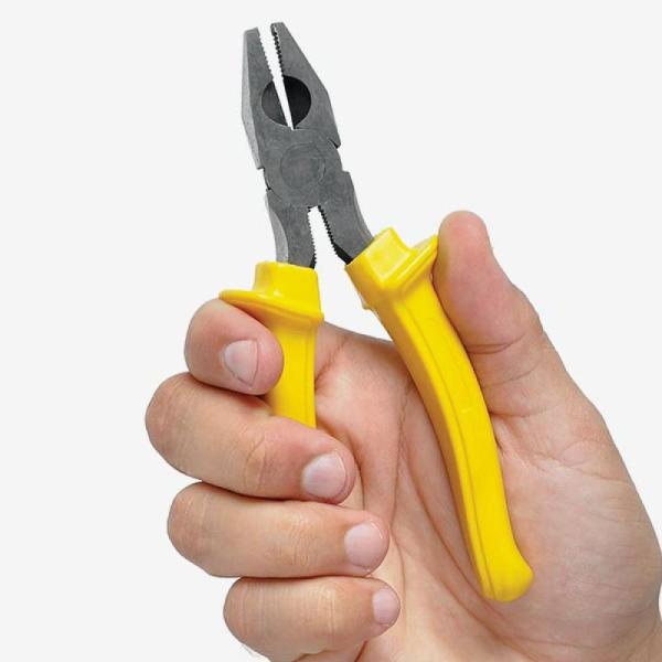 CONJUNTO DE FERRAMENTAS 4 PÇS COM CHAVES CABO AMARELO - 4Unik